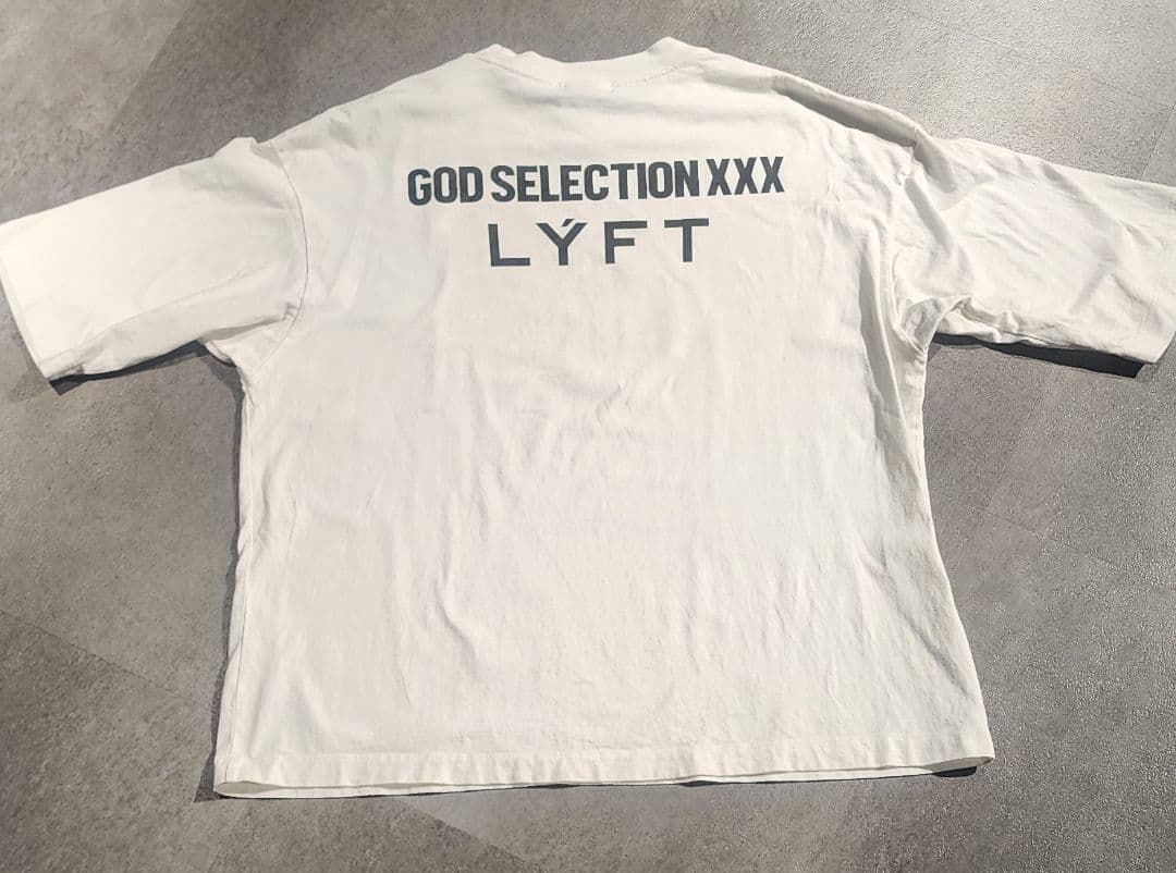 LYFT × GOD SELECTION Limited Tシャツ