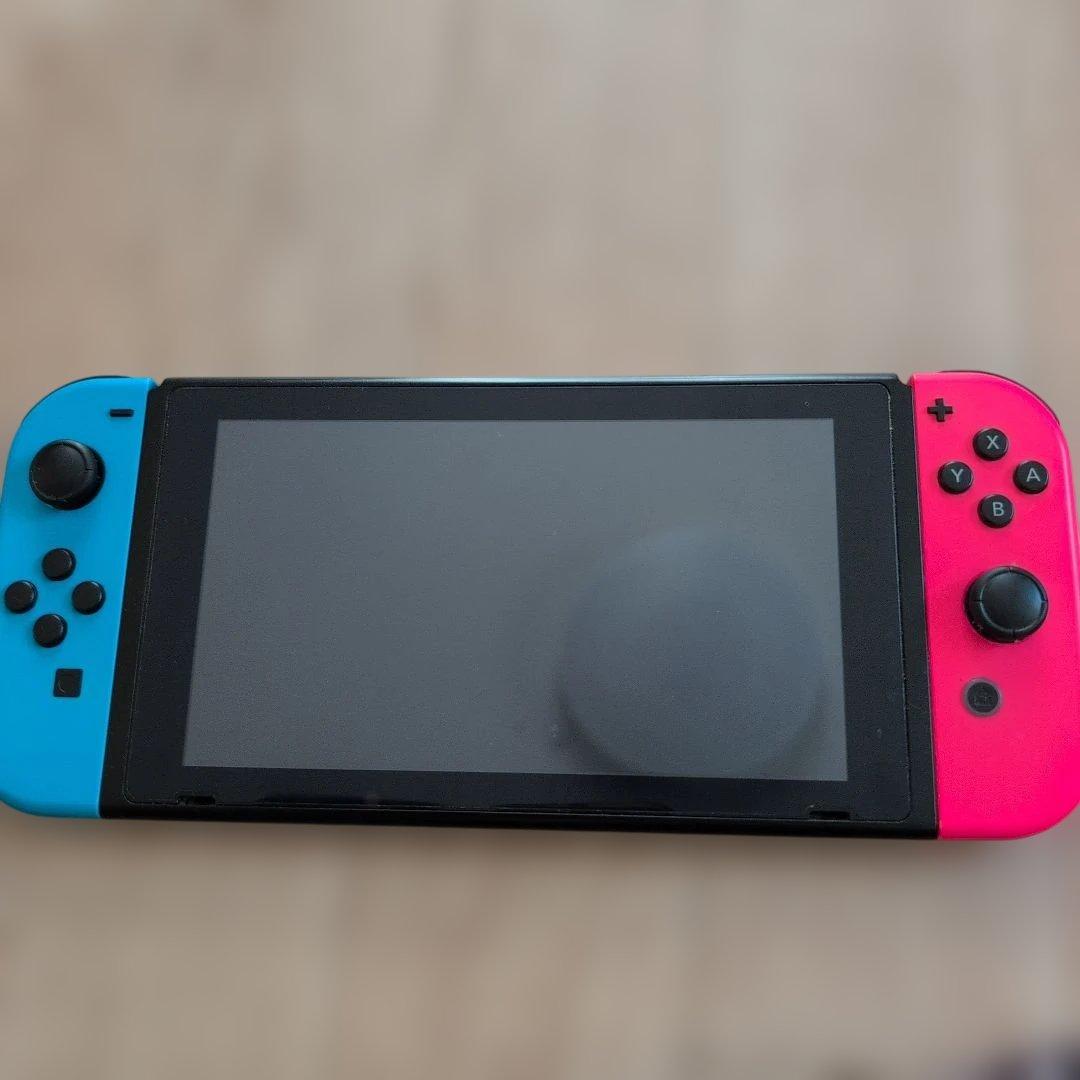 3連休限定お値下げ✨任天堂Switch 本体 スイッチ 持ち運び用ケース付き