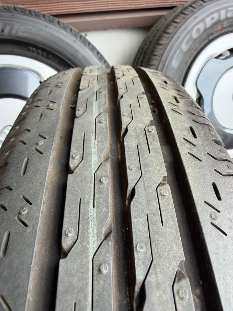 Ｎ－ＶＡＮ　新車外し　ターボ用純正ホイール、タイヤ4本セット　ホイールキャップ付