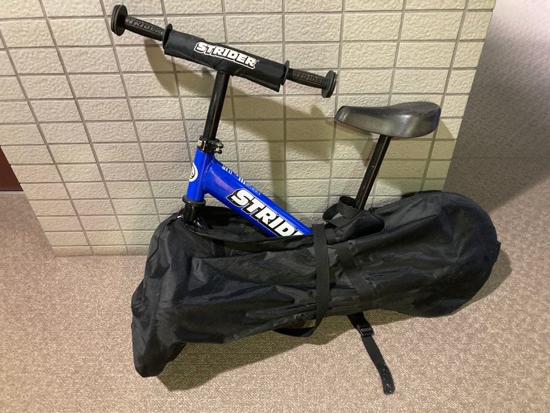 STRIDER バランスバイク 青 収納バッグ付き