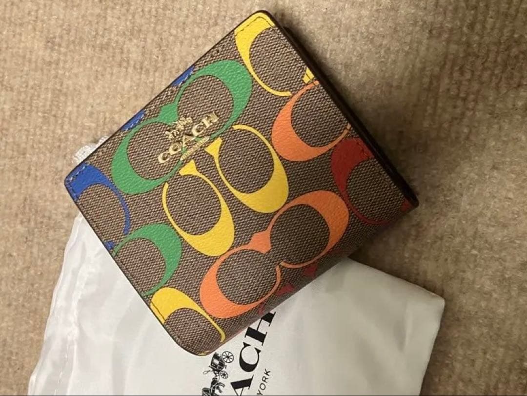 最終価格/coach 二つ折り財布 アウトレット