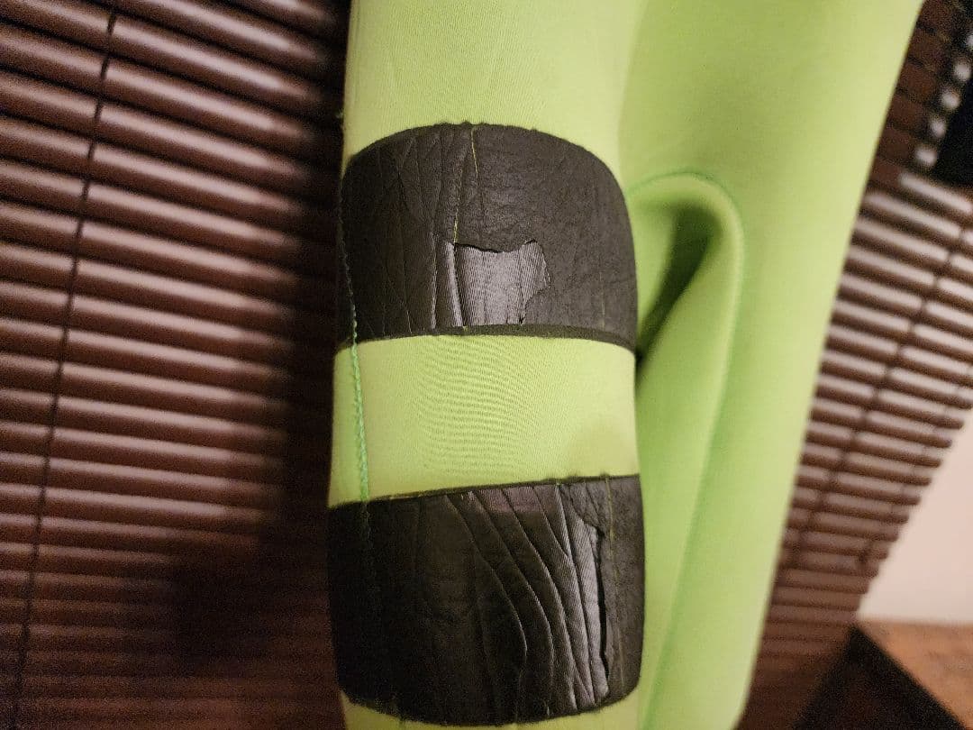 Hurley フルスーツ ブラック/グリーン　中古