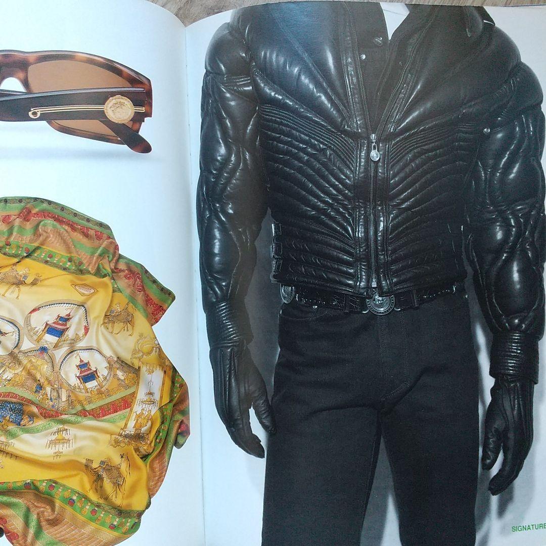 希少品 ヴェルサーチ VERSACE 写真集