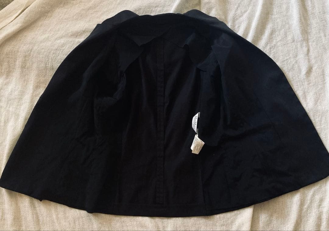 専用　44 大きいサイズ　MAX MARA 白タグ　ジャケット　黒　L〜XL