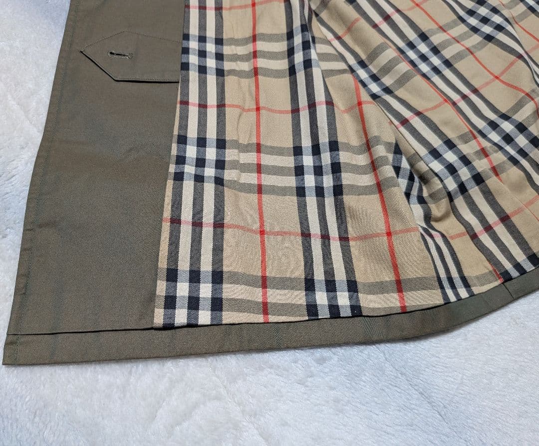 BURBERRY　バーバリー　コート オリーブグリーン（玉虫色）レデース　M