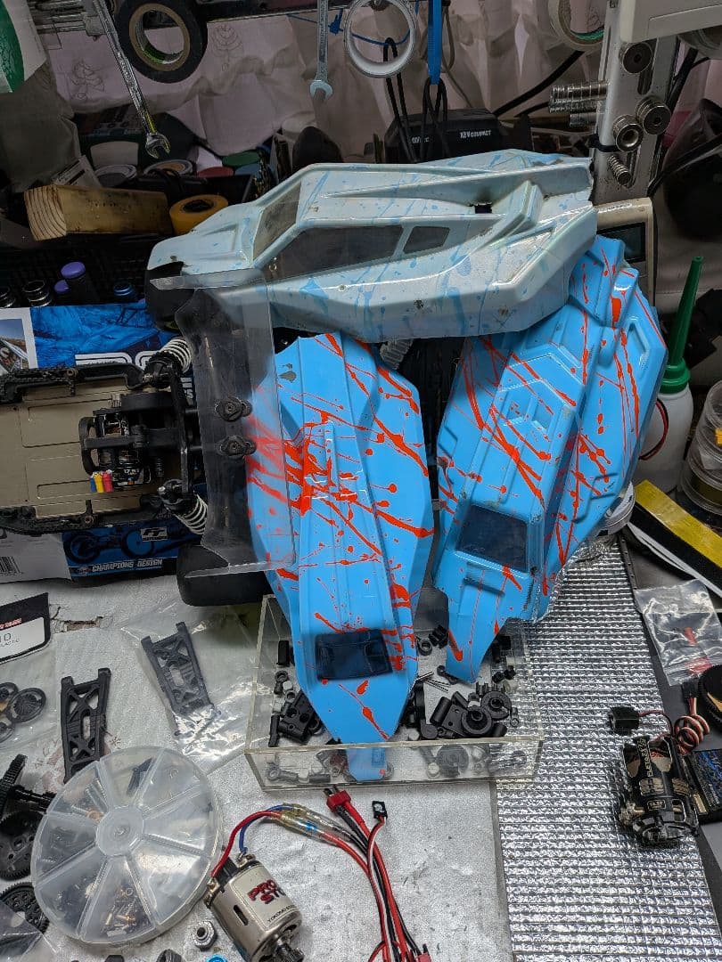Associated Electrics B6.3 オフロードバギー