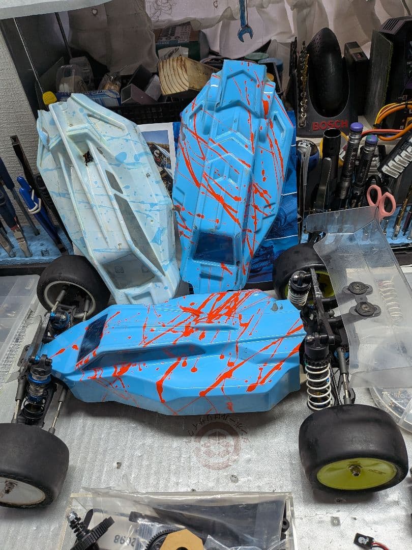 Associated Electrics B6.3 オフロードバギー
