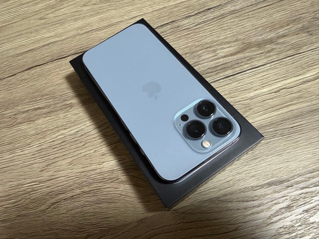 Apple iPhone 13 Pro シエラブルー　256gb 本体