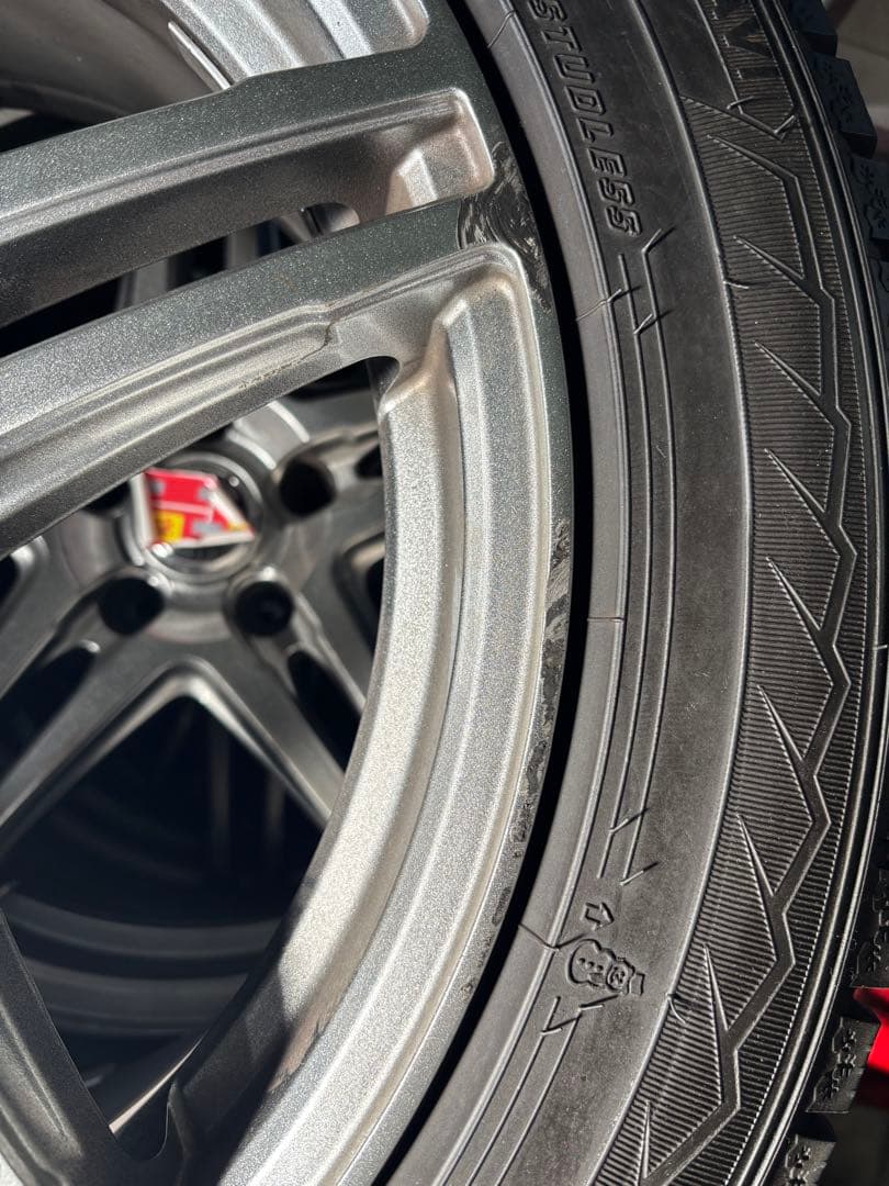 も*ん様 235/50/R18 GOODYEAR