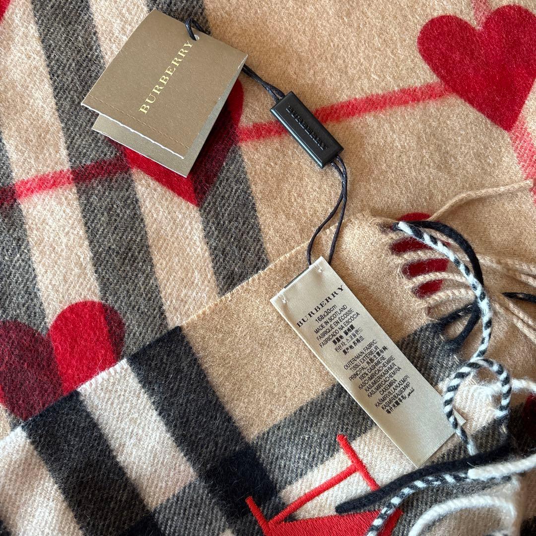 BURBERRY　バーバリー　バーバリーチェック　ハート　カシミヤマフラー