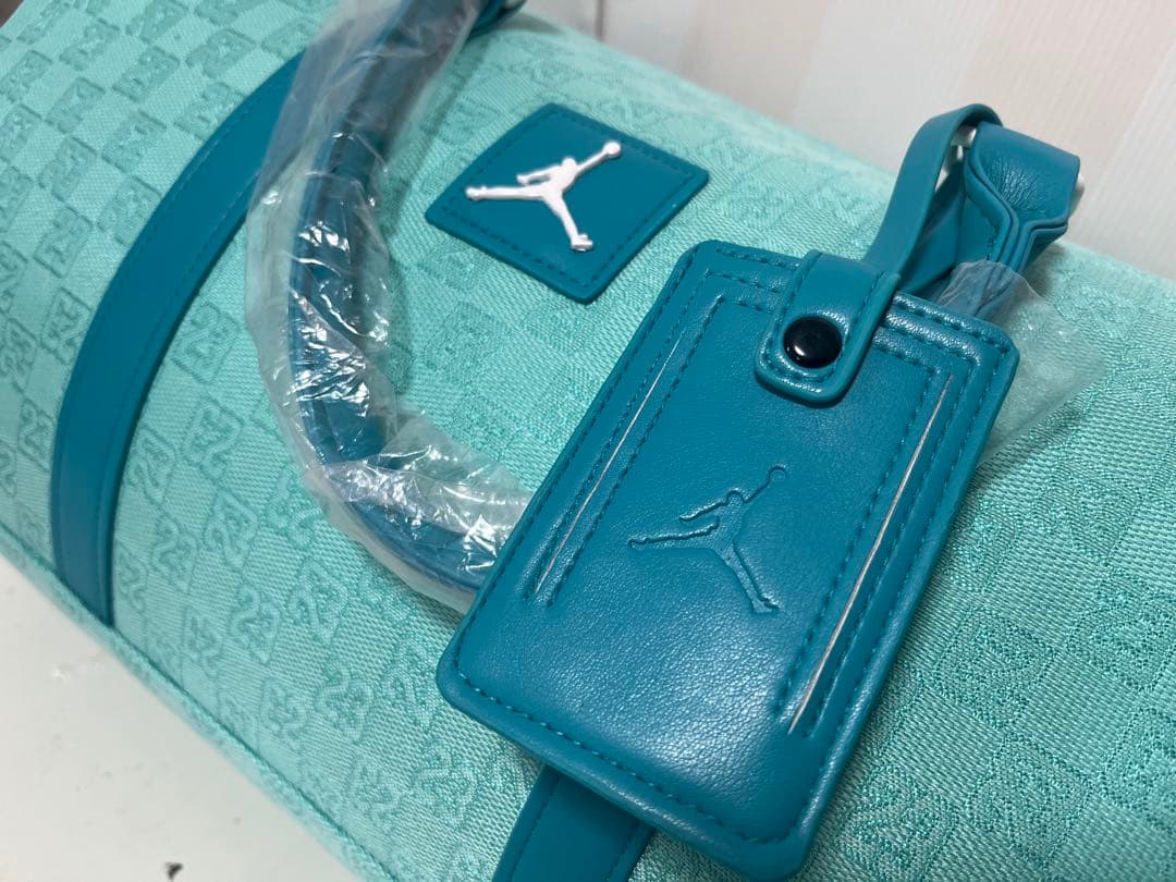 ジョーダン モノグラムボストンバッグ ターコイズ 未使用