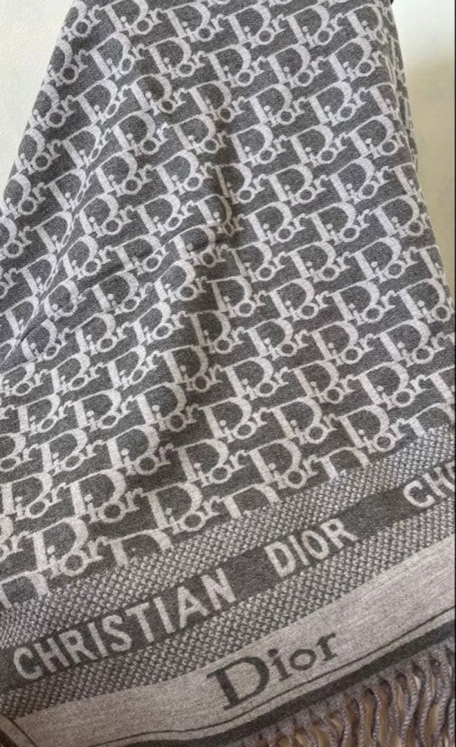 Christian Dior ロゴマフラー グレー