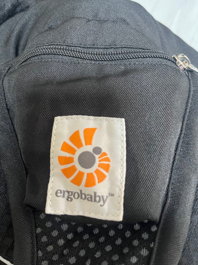 Ergobaby エルゴベビー 抱っこ紐　OMNI Breeze オキニス