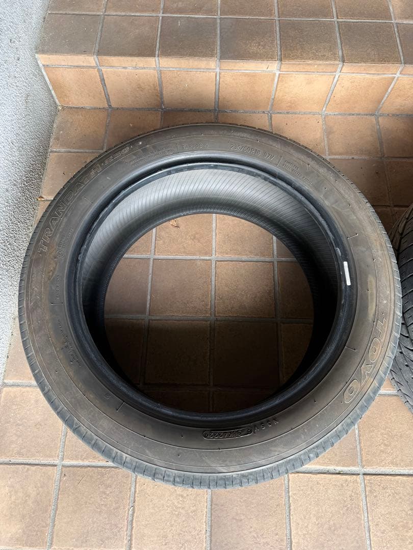 235/50R18 TOYOタイヤ　2本