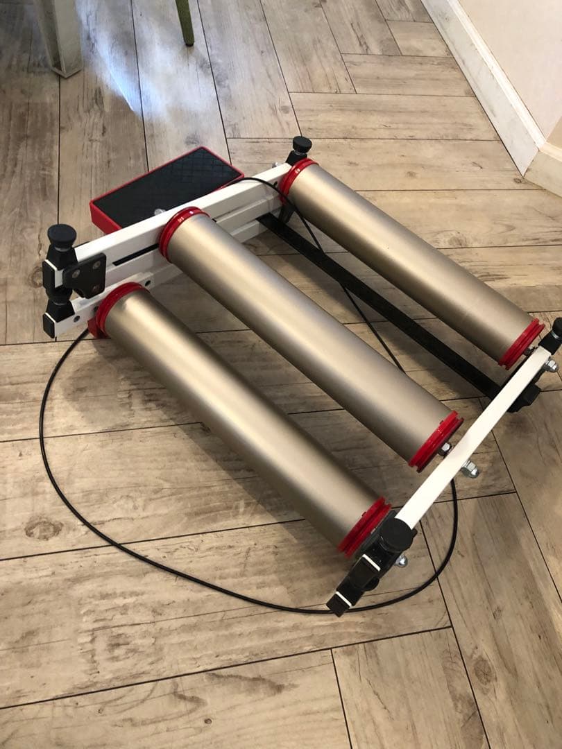 ミノウラ　MOZ ROLLER 室内トレーニングに！使わないときはコンパクト収納
