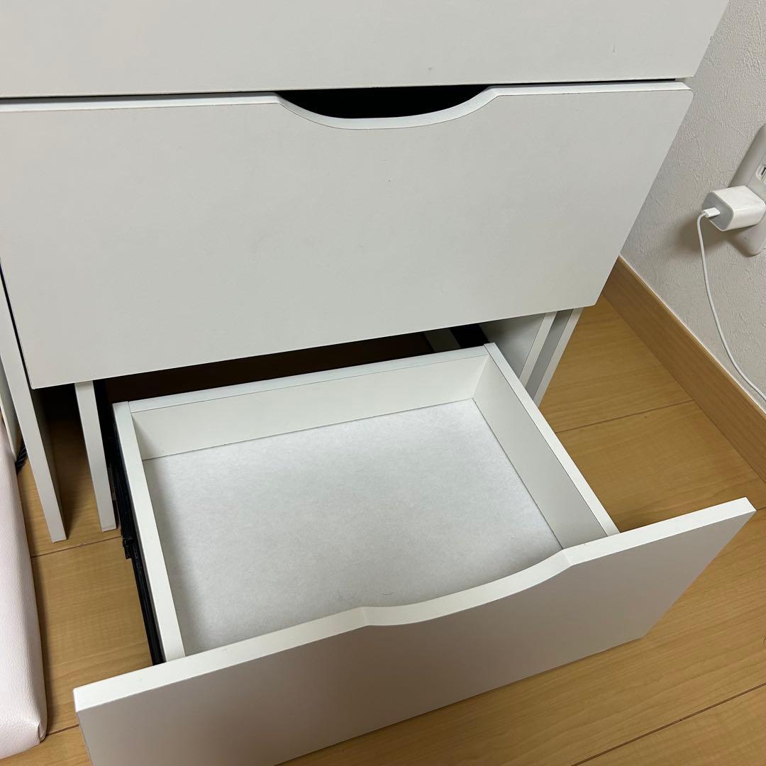 マ*ダ様 ドレッサー　LED ライト・スツール付き 収納　【組み立て済】　即購入