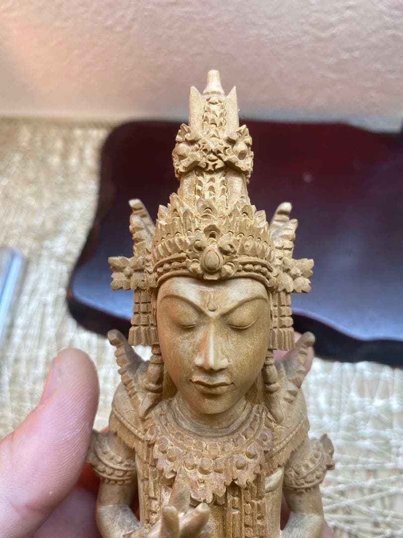 ⁂ 総白檀？　インドネシア　仏像　木彫り　精密