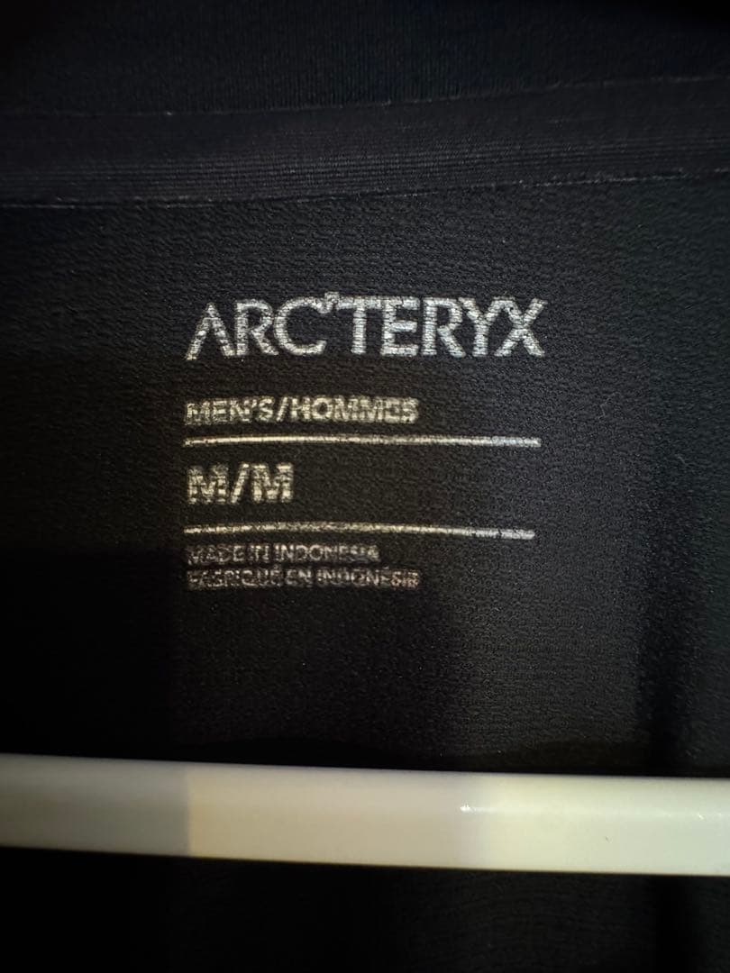 ARC'TERYX コーマック 半袖Tシャツ ブラック