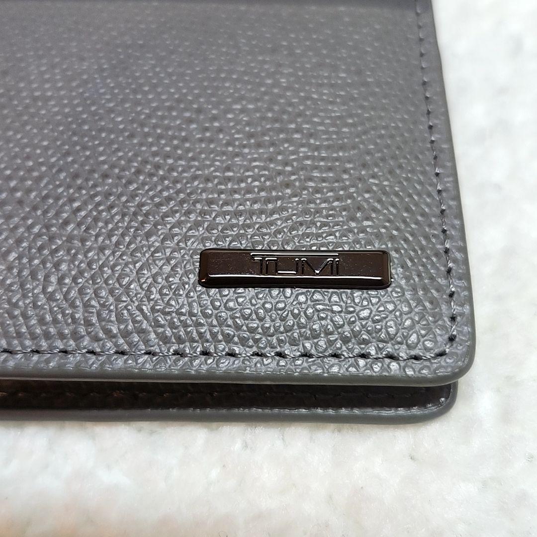 TUMI トゥミ　パスポートケース カード入れ　オーガナイザー　未使用