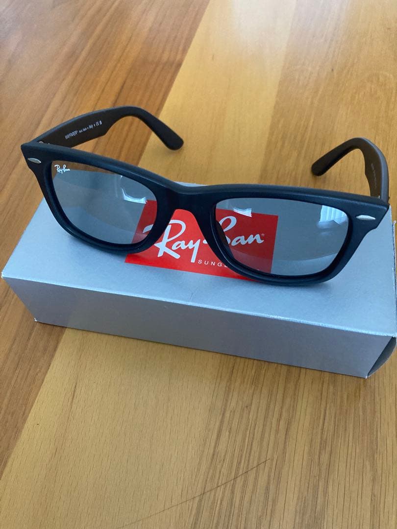 Ray-Ban 0RB214F ライトグレー