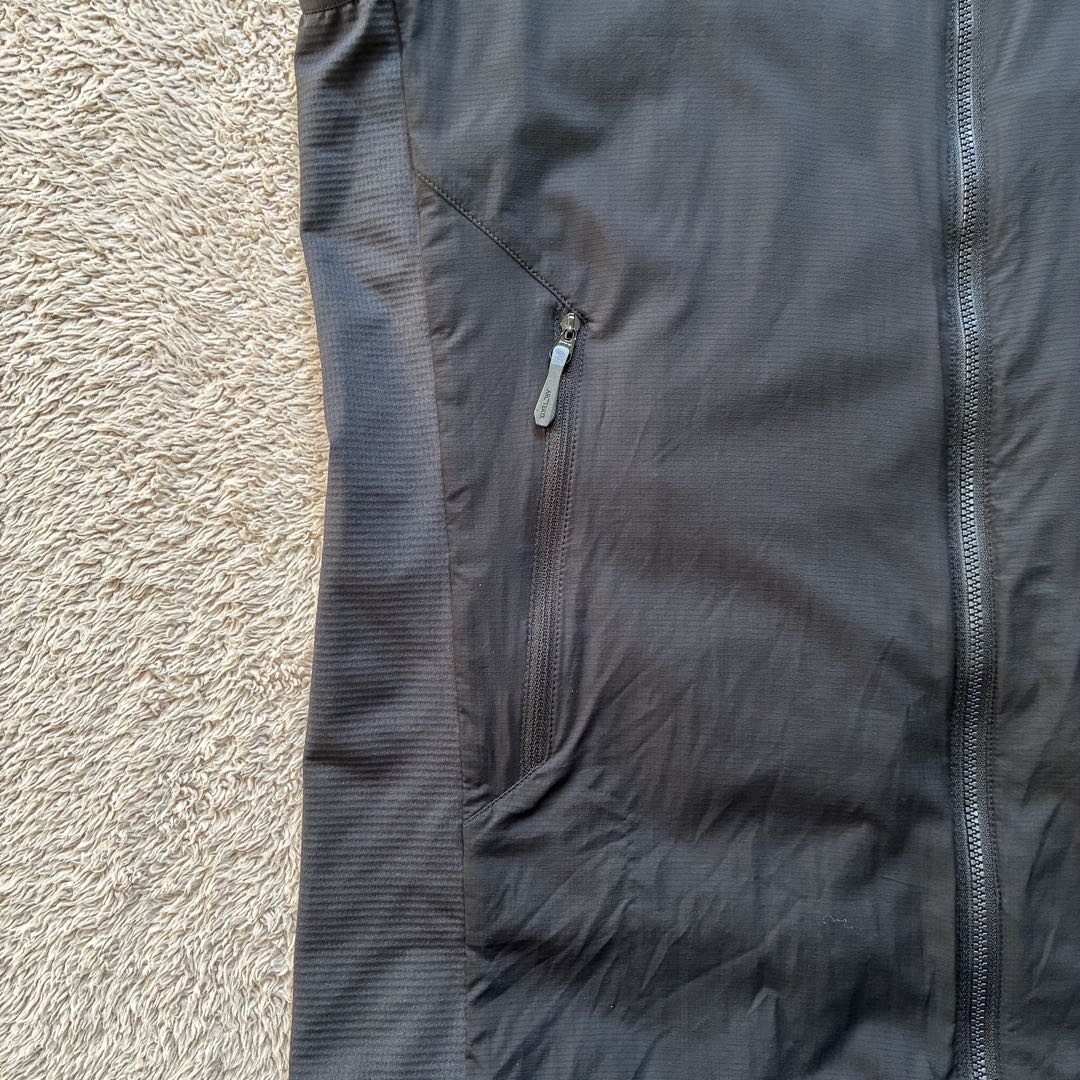 【ARC’TERYX】 Atom SL Vest ブラック サイズS