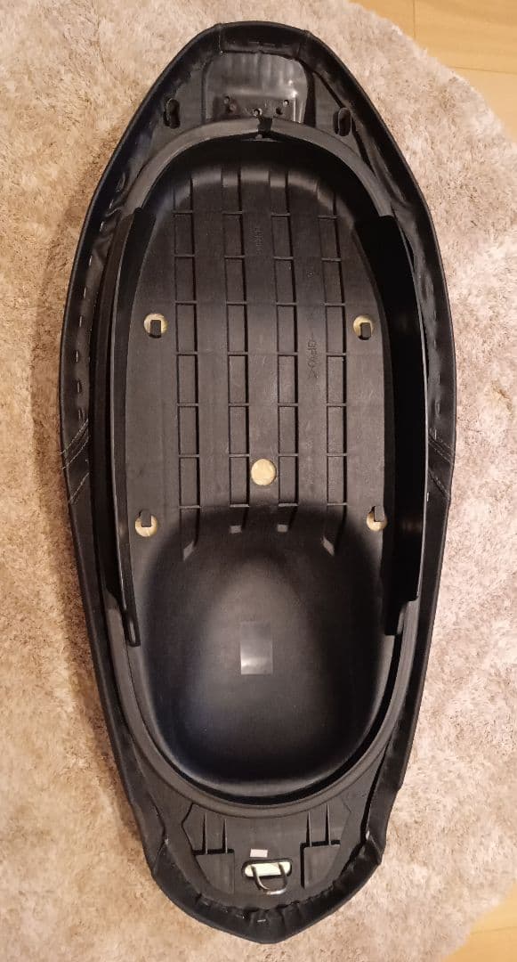 マジェスティ155s SG28J 純正シート