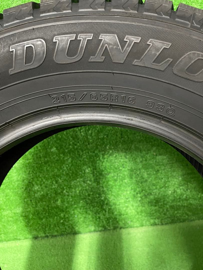 バリ山20年製　215/65R16 1本　スタッドレス ダンロップ WM02