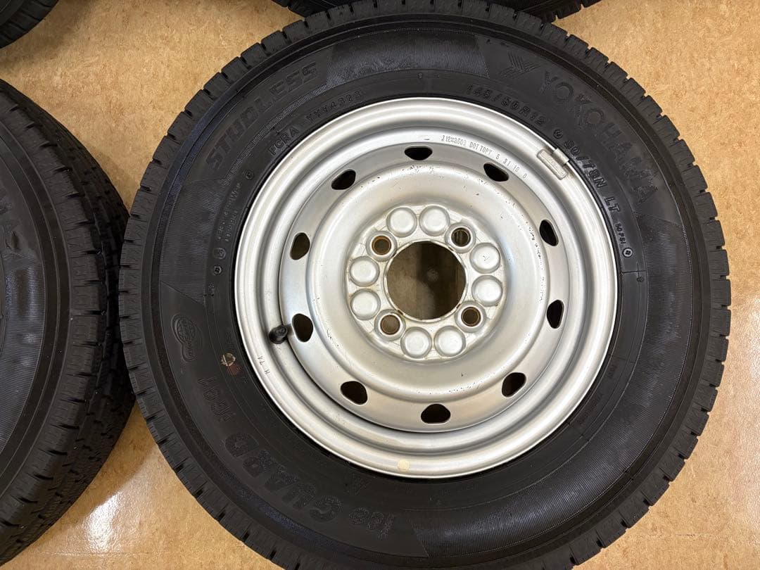 145/80R12 ヨコハマ スタッドレスアイスガード　スチールホイール付き
