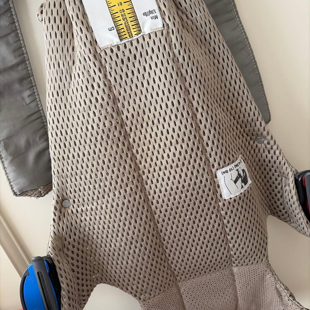 BabyBjorn ベビーキャリア ミニ エアーメッシュ グレーベージュ 新生児