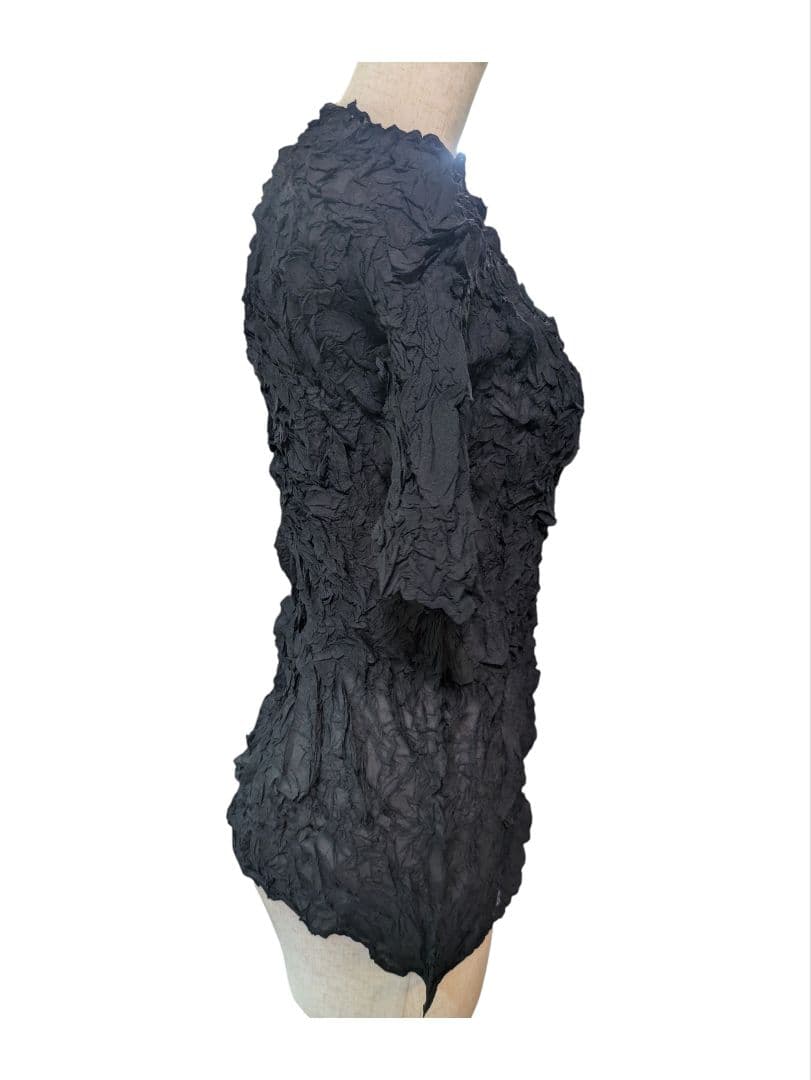 ​極美品 イッセイミヤケ しわ加工 カットソー ブラック M IM02FJ937
