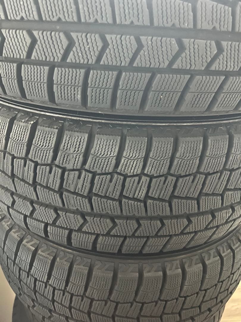 225/55R/17 DUNLOP スタッドレスタイヤ ホイール付き4本セット