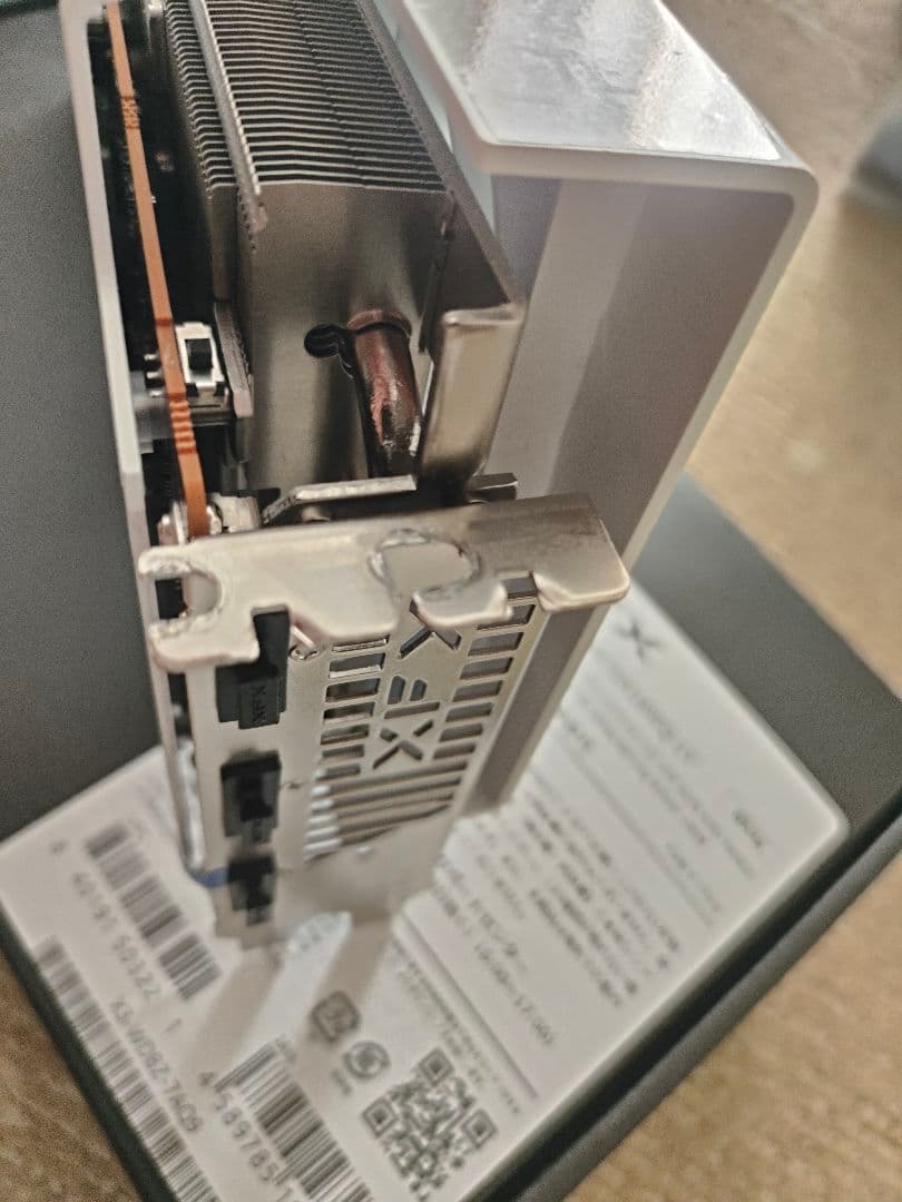 XFX Radeon RX9060XT 16GB OC 動作品
