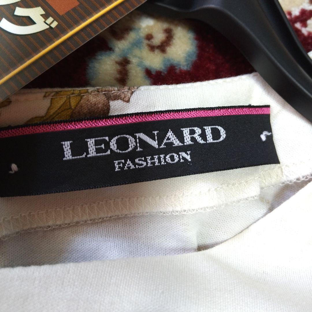 美品 LEONARD 黄色の花です。サイズ42