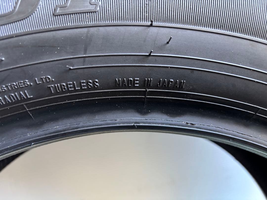 【国産バリ溝・送料無料‼️】225/60R18 ダンロップ　ジオランダーPT30