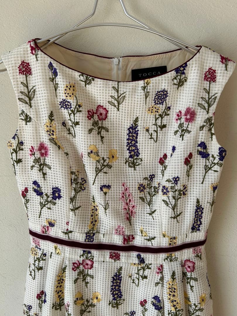 TOCCA ✨ニコライバーグマン コラボ 花柄刺繍ワンピース M