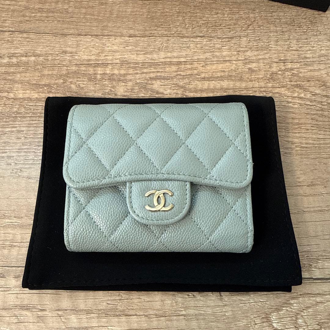 極美品 CHANEL マトラッセ 三つ折り財布 限定品