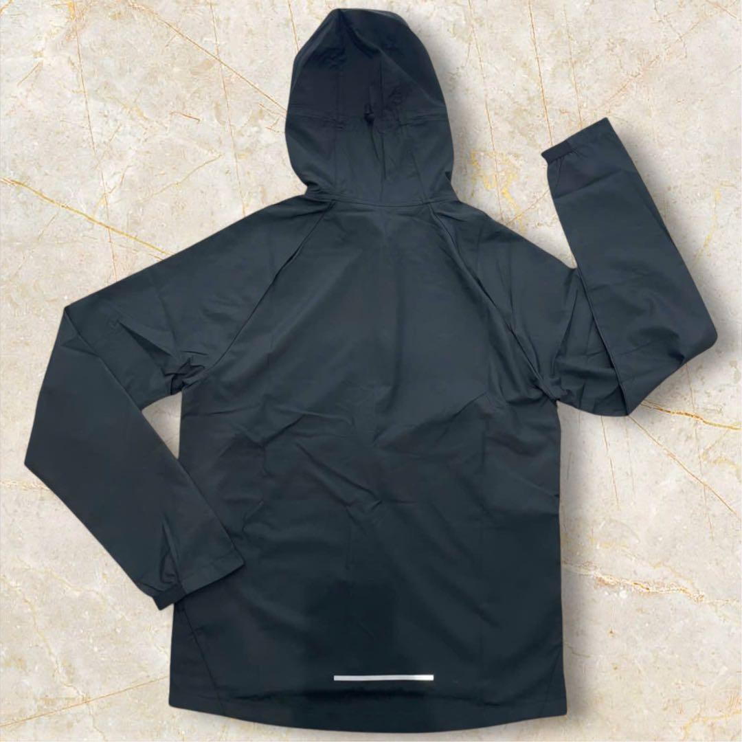 新品 ナイキ エッセンシャル ランニング ジャケット ブラック