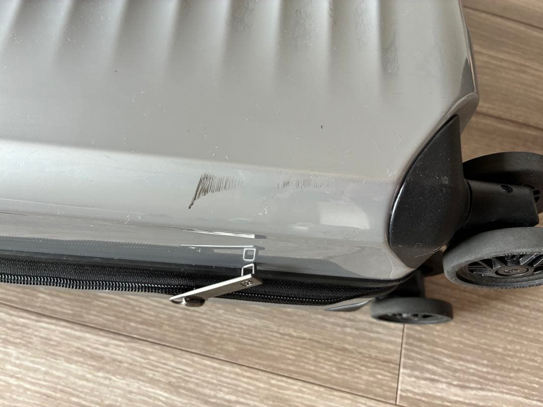 【黒柴さん専用】Victorinox キャリーケース機内持ち込み保証書