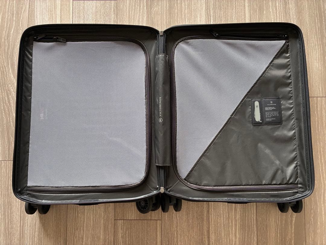 【黒柴さん専用】Victorinox キャリーケース機内持ち込み保証書