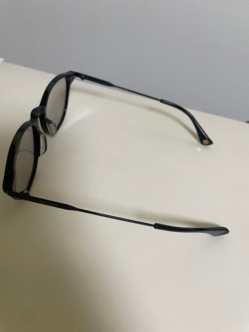 小物 MAVE HAWK BLACK FRAME SUNGLASSES