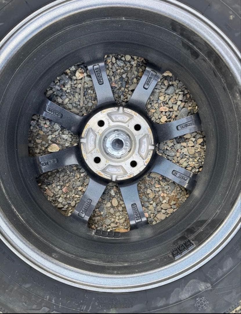 【2024年製！バリ溝】175/65R15 スタッドレス HIFLY 4本セット