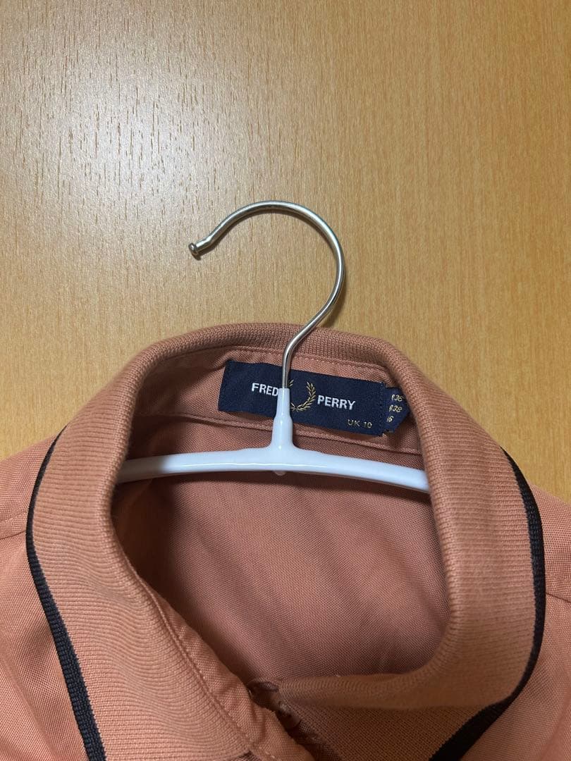 FRED PERRY オレンジ ピンク　ポロシャツ Mサイズ