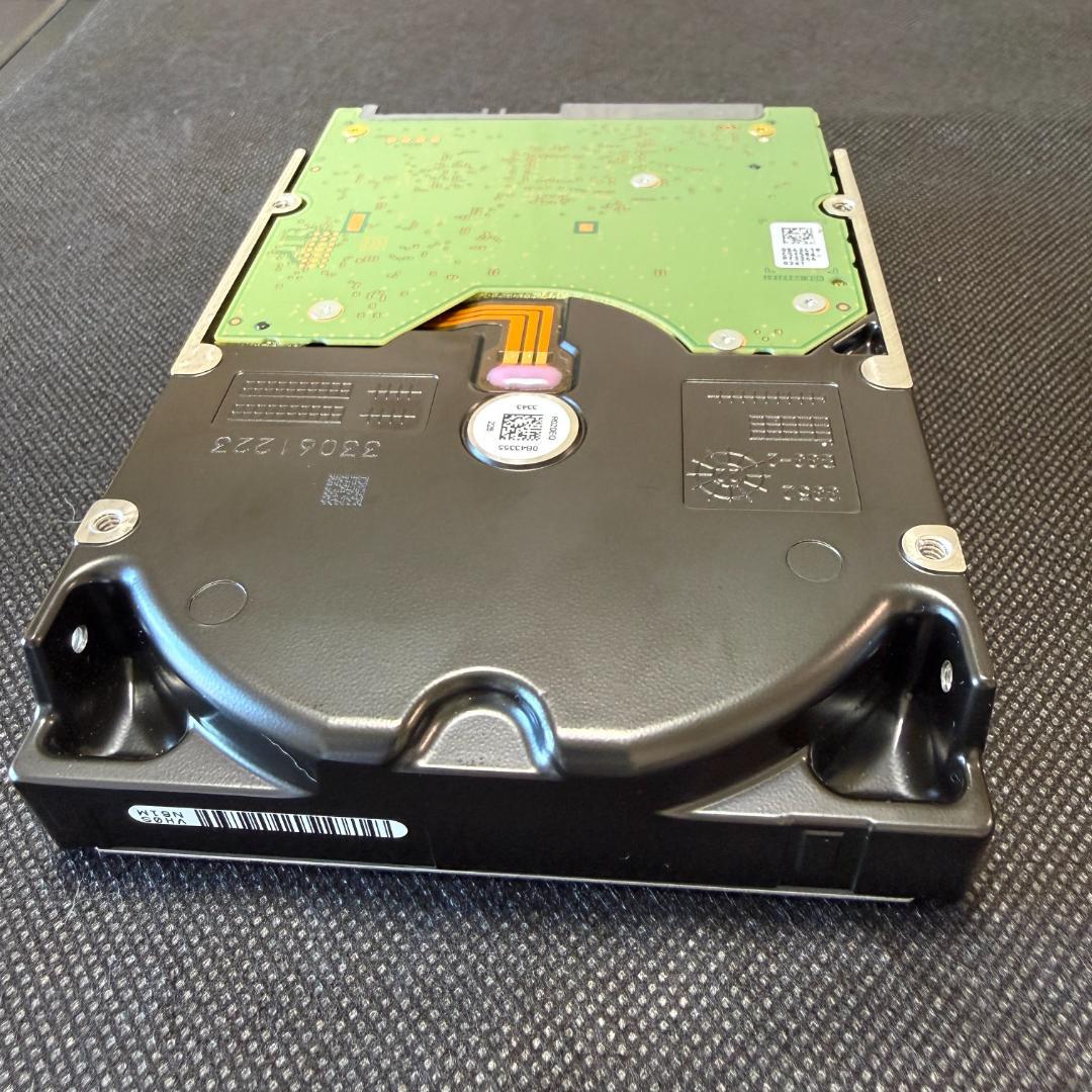 【美品】WD Red Plus 10TB 内蔵型 3.5インチ HDD × 2台