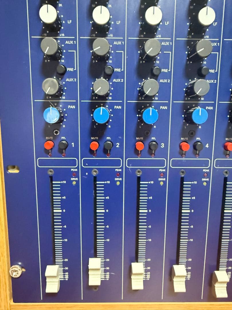 T L Audio M3 Tube Tracker アナログ真空管ミキサー