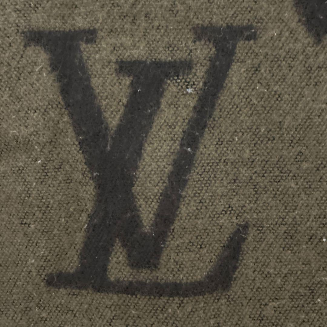 ポ*イ様 LOUIS VUITTON オリーブマフラー
