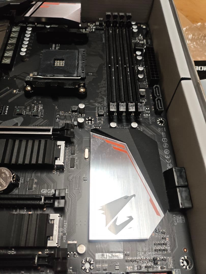 GIGABYTE B450 AORUS PRO WIFI マザーボード