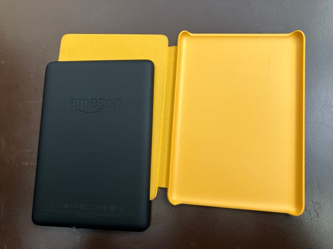Kindle Paperwhite 本体 ブラック カバー付き