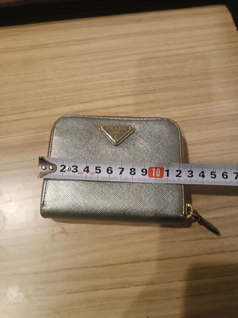 PRADA プラダ ラウンドファスナー ジップ 三角ロゴ