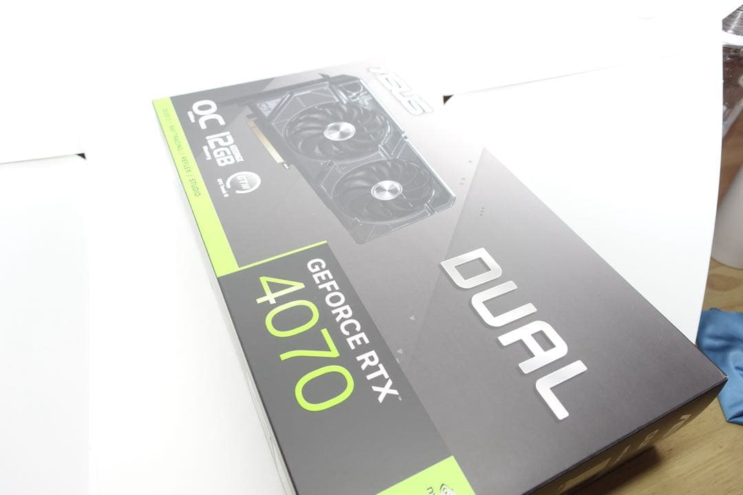 グラフィックボード・グラボ・ビデオカード ASUS DUAL GeForce RTX 4070 12GB