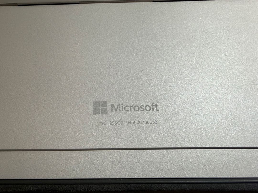 Windowsタブレット本体 Microsoft Surface Pro 5 8GB/128GB